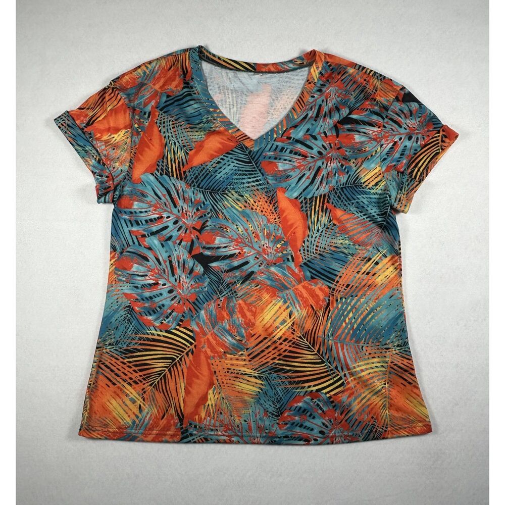 Women's Amazon short-sleeve V-neck t-shirt size large